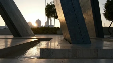 Stunning view of iconic Sheikh Zayed Mosque in Abu Dhabi. Stock Footage 326823618