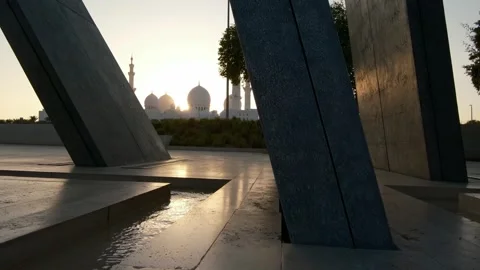 Stunning view of iconic Sheikh Zayed Mosque in Abu Dhabi. Stock Footage 326953203