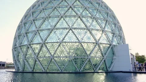 Stunning view of iconic Sheikh Zayed Mosque in Abu Dhabi. Stock Footage 329619144