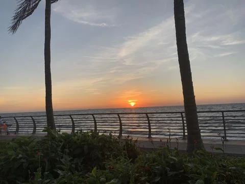 The stunning view of the sunset in the sky Stock Photos