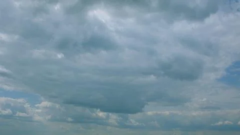 A Stunningly Dramatic Cloud Formation that Beautifully Showcases the Wonder of N 写真素材