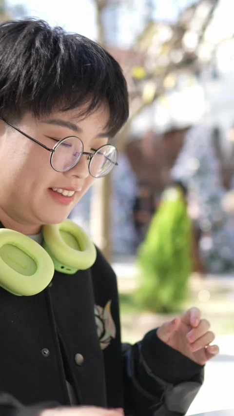 A stylish cafe that is a hot topic on SNS in Shanghai, China. Many people are Видео 302419452