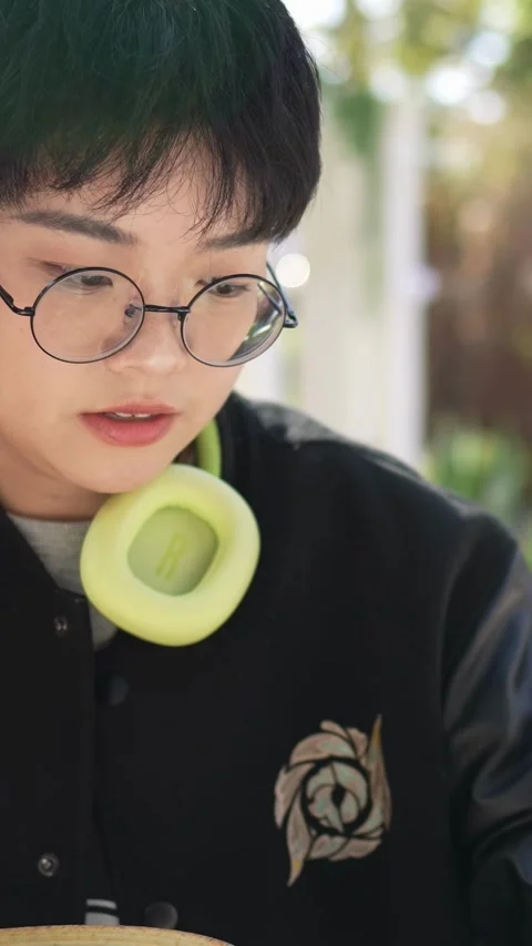 A stylish cafe that is a hot topic on SNS in Shanghai, China. Many people are Stock-Footage 302575741