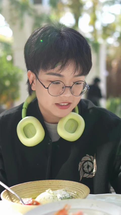 A stylish cafe that is a hot topic on SNS in Shanghai, China. Many people are 스톡 동영상 302581005