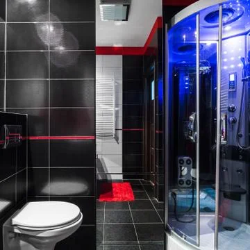 Stylish dark bathroom Foto stock