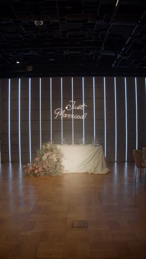 Stylish decoration of the wedding table. Stock Footage 271267716