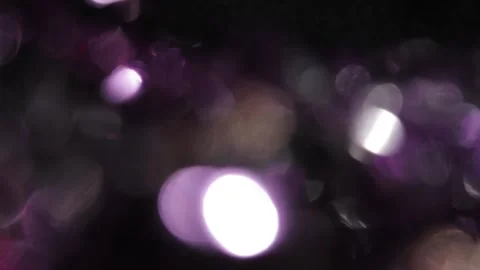 Stylish full screen bokeh light video, large white and purple flares in various  Vídeo Stock 318072243