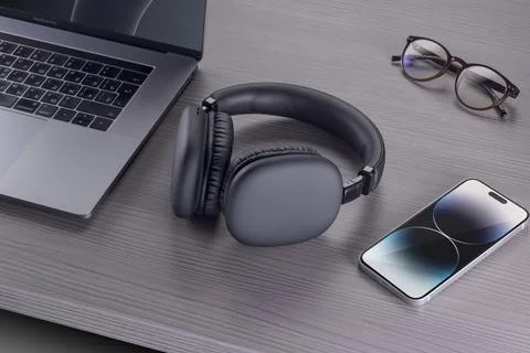 Stylish headphones with tech setup Stockfoto's