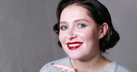 Stylish model with retro makeup 動画素材 83186704