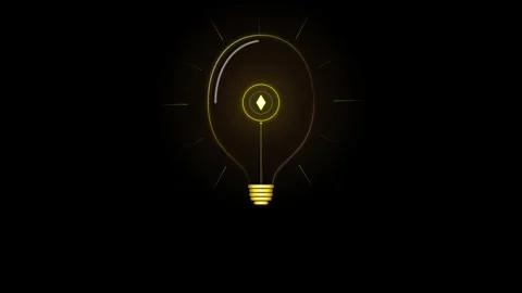 Stylized outline of a light bulb with a glowing yellow diamond symbol insid.. 動画素材 335826317