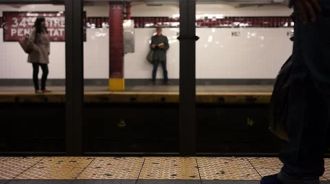 Subway 00001 01 Video stock 33356155