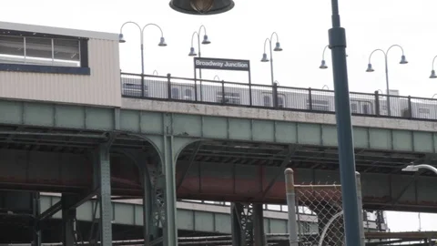 Subway Aboveground 動画素材 106538700