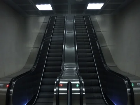 Subway Automatic Stairs Video stock 72596158