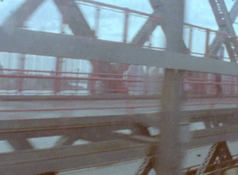 Subway over williamsburg Stock Footage 340560014