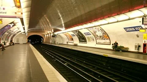 Subway in Paris Video stock 10888609