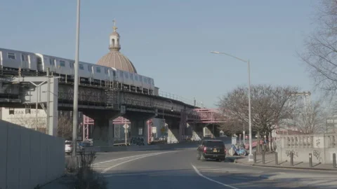 Subway passing through Williamsburg, Brooklyn Stock Footage 265384792