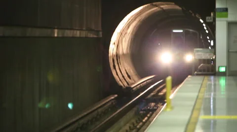 Subway platform Stock Footage 46805373