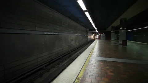 Subway platform Stock Footage 46805599