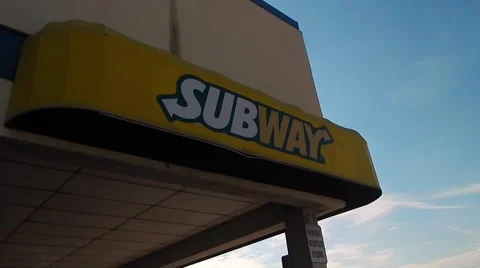 Subway sign Vídeos de archivo 45307013