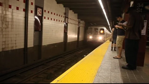 Subway Station 스톡 동영상 8599579