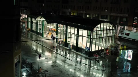 Subway Station in a Rainy Night Stock-Footage 197699853