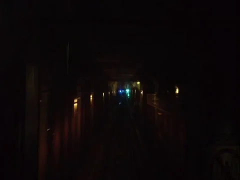 Subway tracks NYC 動画素材 37663251
