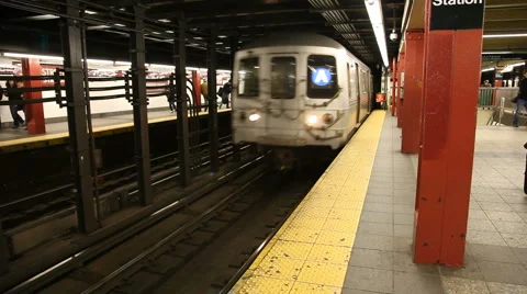 Subway train arriving NYC Video stock 1806439