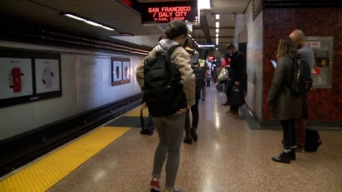 Subway Train Arriving Station Rush Hour Stock Footage 127458128