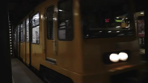 Subway train arriving, Subway in Budapest Stock-Footage 197326357