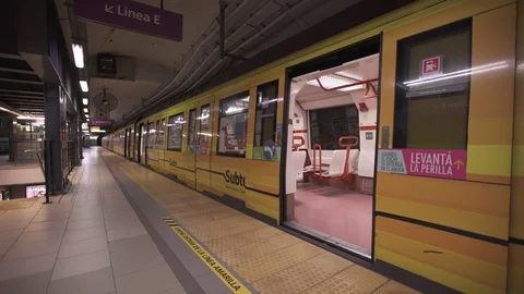 The subway train closes its doors without passengers Stock Footage 128771643
