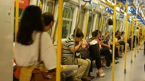 Subway train in Hong Kong 库存影片 108580189