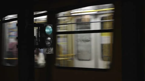 Subway train leaves station, Subway in Budapest Video stock 197326367