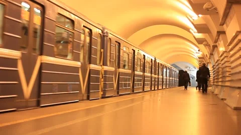 Subway train in metro 스톡 동영상 65332791