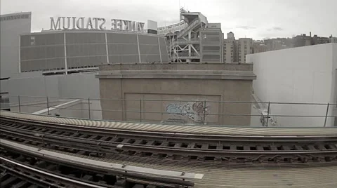 Subway train passing Yankee Stadium in South Bronx, black and white vintage NYC 库存影片 51364917