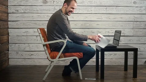 The success of freelancer working at the computer Stock Footage 83237811