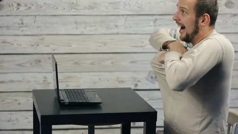 The success of freelancer working at the computer Stock Footage 98405559