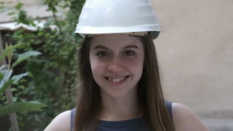 Successful engineer or worker portre. successful female engineer Stock-Footage 135268754