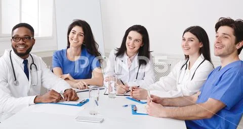 Successful Interns And Doctors Listening Lecture At Conference Stock Photos