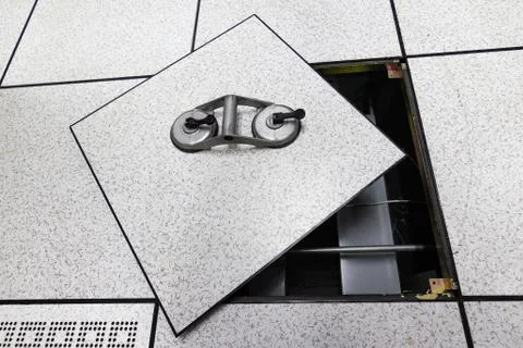 Suction Lifter - Tool platform - Tool for The open floor in Server room 库存照片