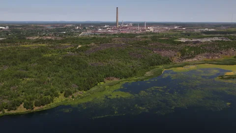 Sudbury mining smoke stack and surrounding area - industrial centre of nickel 動画素材 339814976