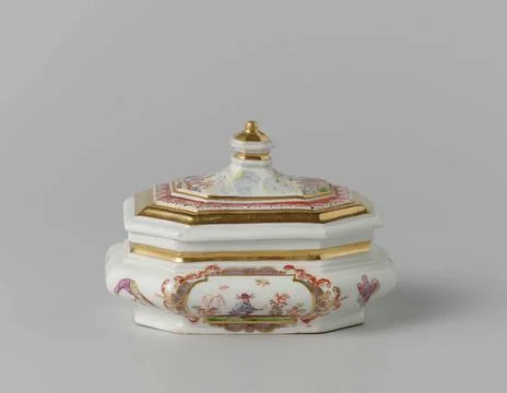 Sugar box, painted multi-colored with chinoiseries. Rectangular sugar box ... Stock Photos