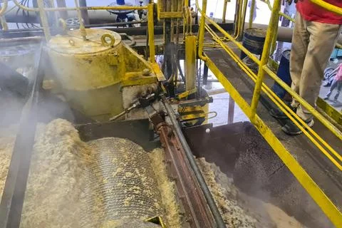 Sugar cane processing, plant, receiving drums and threshing mills, presses .. Фото