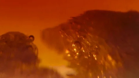 Sugar melts in hot tea. Super close ups, slow motion Vidéo 73852500