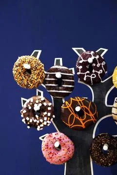 Sugar sweets multi colored donuts Foto stock