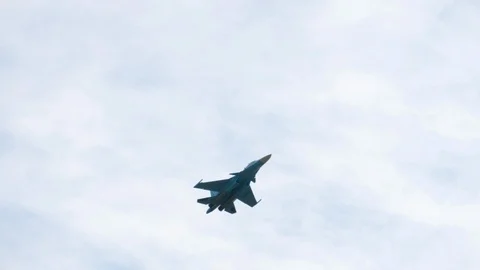 Sukhoi Su-34 Fullback during the demonstration flight Stock-Footage 93928415