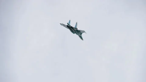 Sukhoi Su-34 Fullback during the demonstration flight Stock-Footage 94090469