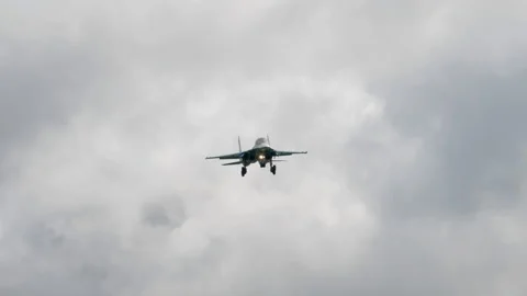 Sukhoi Su-34 Fullback during the demonstration flight Stock-Footage 94351950