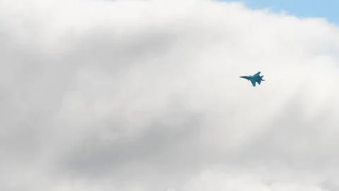 Sukhoi Su-34 Fullback during the demonstration flight Stock-Footage 95218166