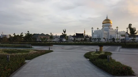 Sultan Omar Ali Saifuddin Mosque Stock Footage 100799575