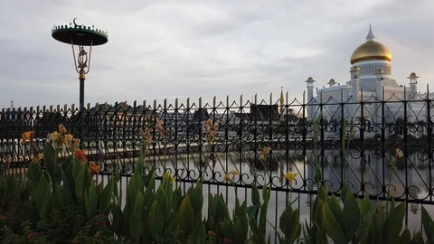Sultan Omar Ali Saifuddin Mosque Stock Footage 100799737